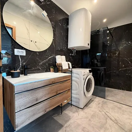 Apartman View